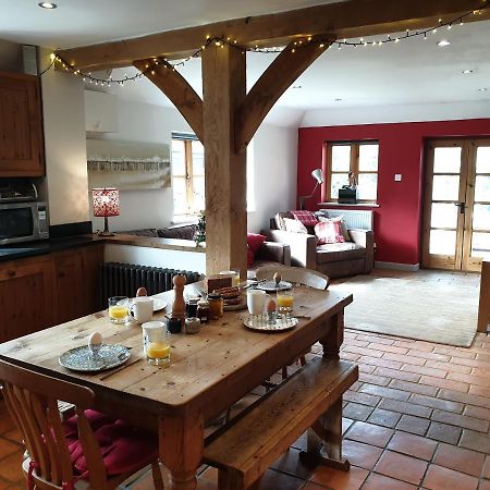 Delightful Cottage On The River Adur Close To Brighton & The Downs No Dogs Sorry Upper Beeding ภายนอก รูปภาพ
