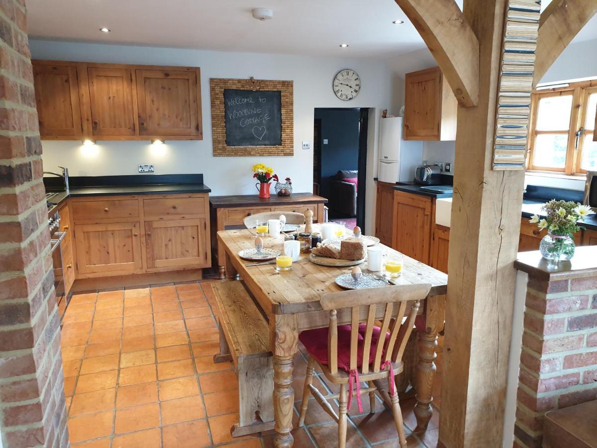 Delightful Cottage On The River Adur Close To Brighton & The Downs No Dogs Sorry Upper Beeding ภายนอก รูปภาพ