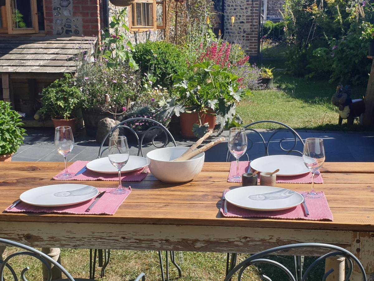 Delightful Cottage On The River Adur Close To Brighton & The Downs No Dogs Sorry Upper Beeding ภายนอก รูปภาพ
