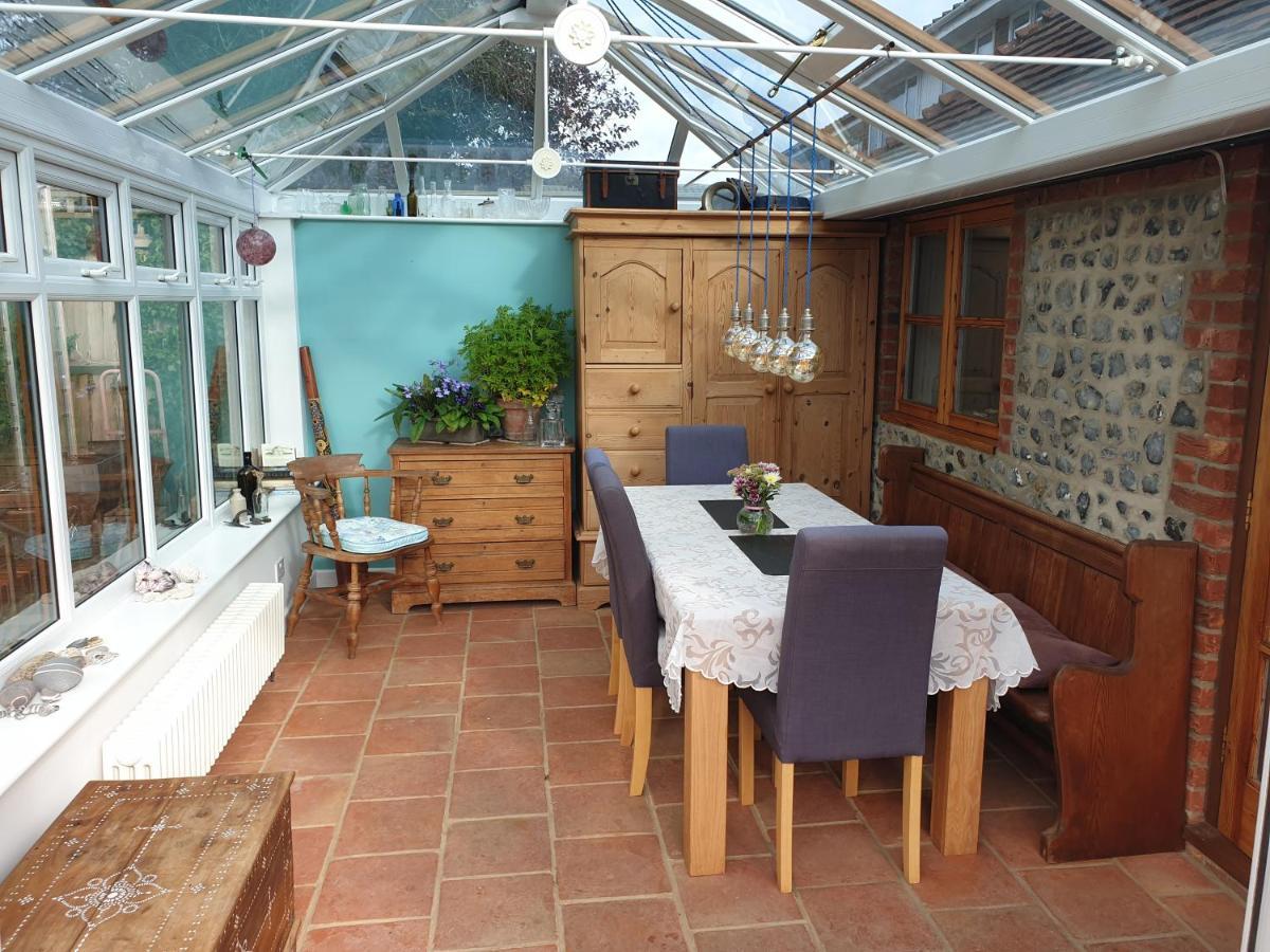Delightful Cottage On The River Adur Close To Brighton & The Downs No Dogs Sorry Upper Beeding ภายนอก รูปภาพ